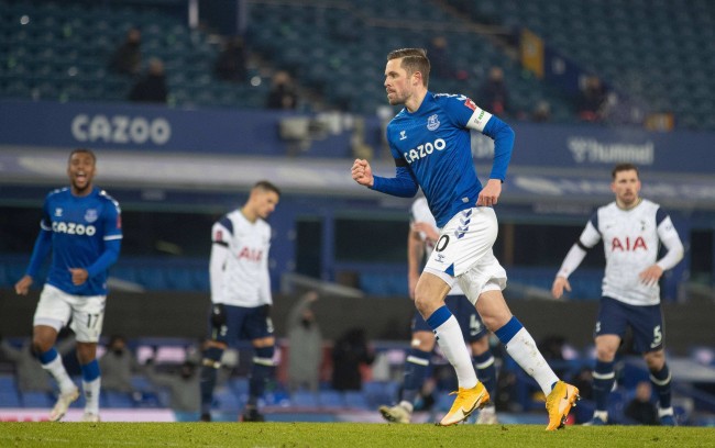 其对比赛的 其对比赛的